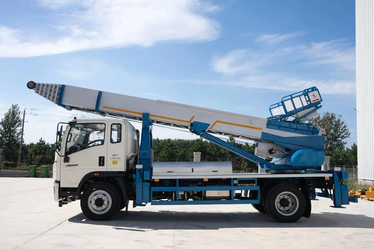 深州云梯上料车租赁费用