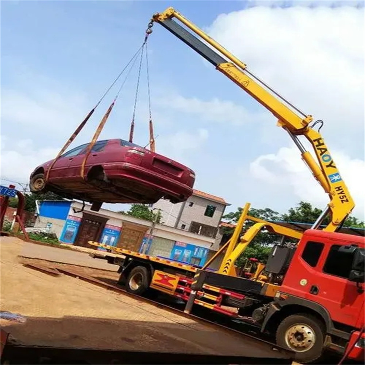 深州吊车吊汽车的正确方法